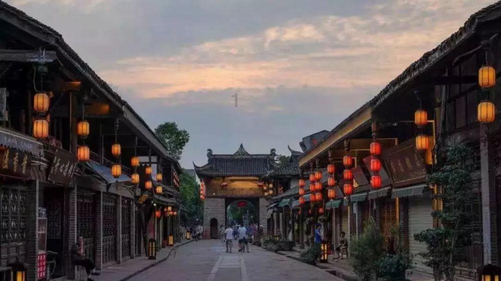 火线回归?每体:安切洛蒂希望老佛爷租借本泽马